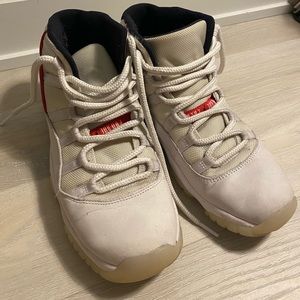 Air Jordan 11 Retro Platium Tint